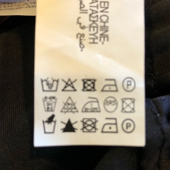 NWT, Zara Embroidered Shorts, Satin Effect, Extra Large - Picture 5 of 6